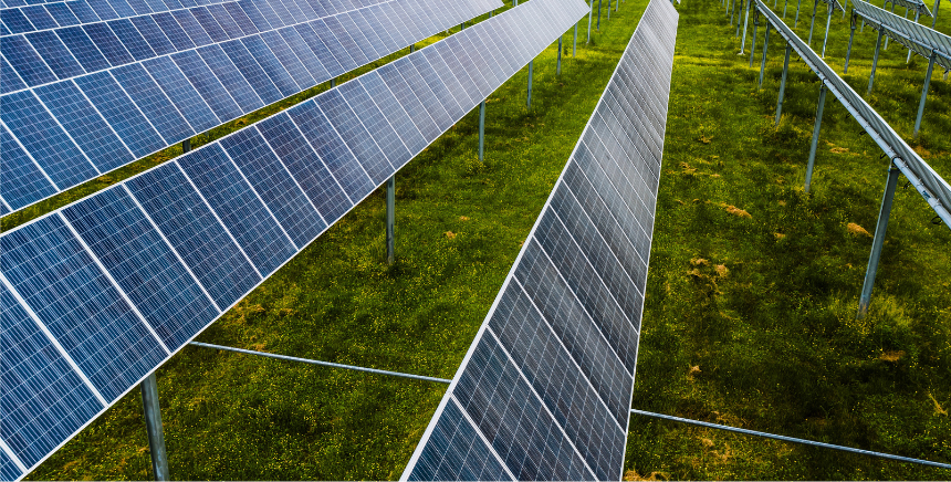 parc photovoltaïque dans pâturage